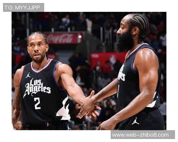 快船逆转灰熊上演惊天大戏球迷见证绝地反击的传奇时刻 快船逆转灰熊上演惊天大戏球迷见证绝地反击的传奇时刻